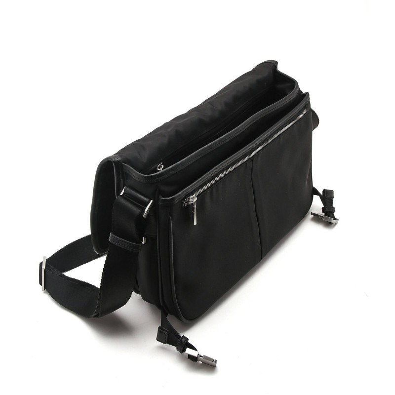 CERTOSA NYLON SMART MESSENGER DA UOMO GUESS Taglia UN Colore BLACK